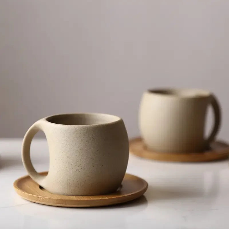 KTM-931795 Japanese Ceramic Coffee Mug with Wooden Saucer - Elegant Porcelain Tea Cup Set