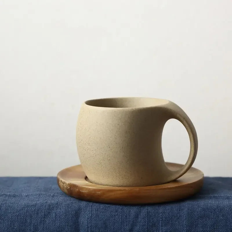 KTM-931795 Japanese Ceramic Coffee Mug with Wooden Saucer - Elegant Porcelain Tea Cup Set